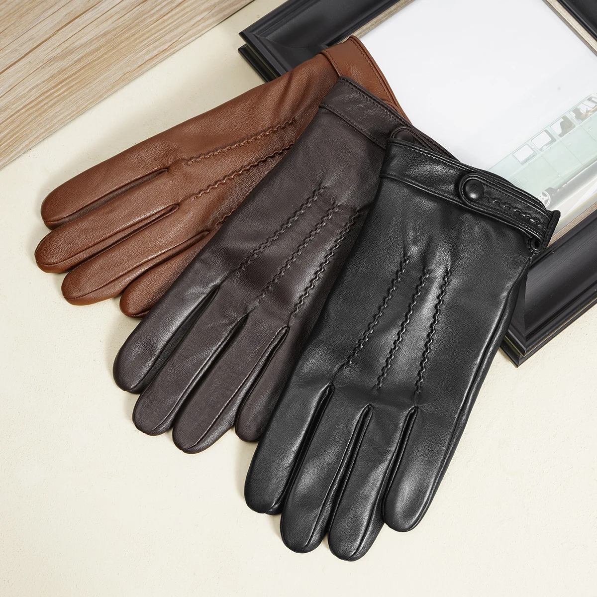Thumbnail 4 - #31 Leather Touchscreen Gloves Ranking List in 2026