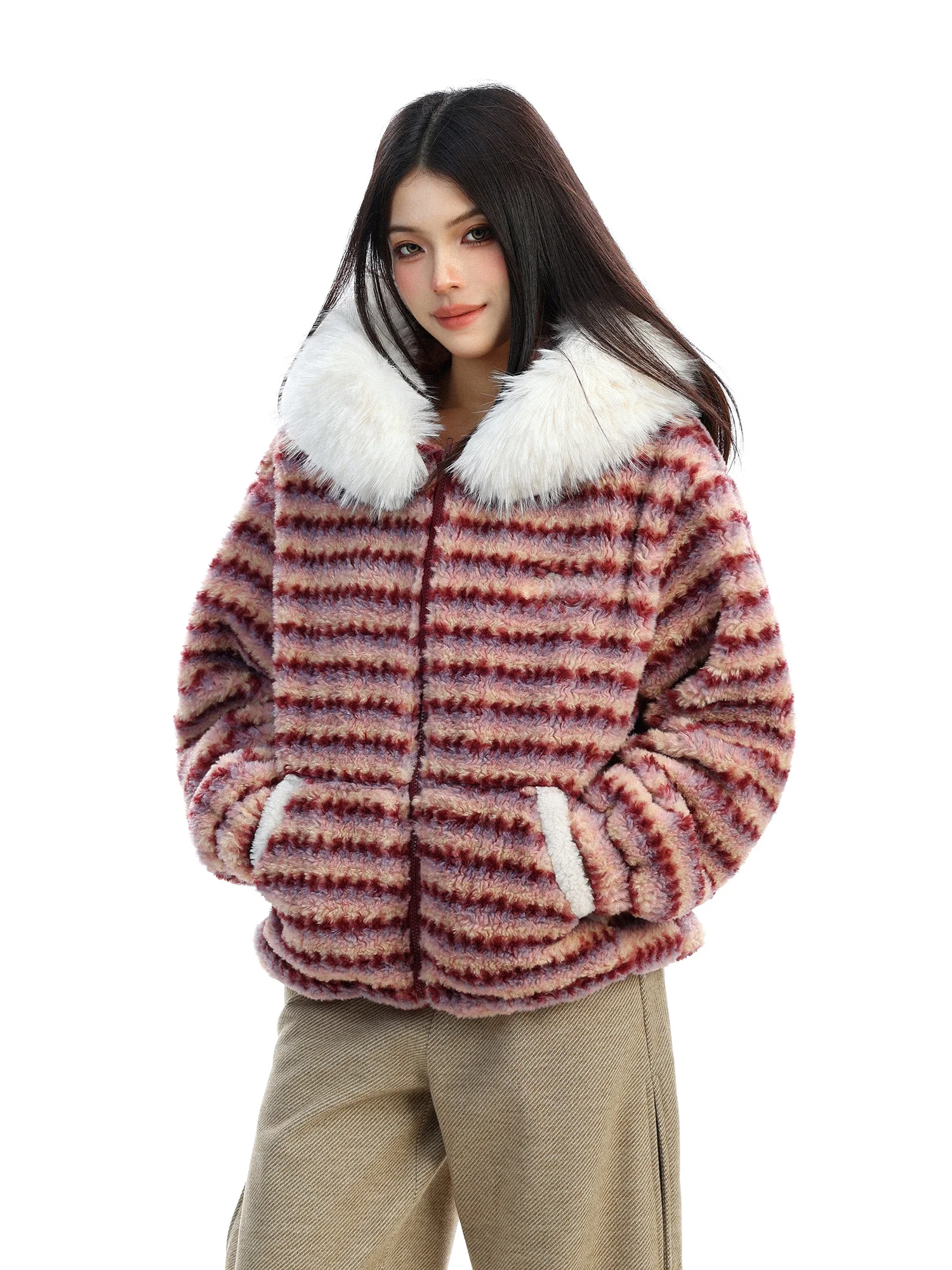 

Женское зимнее теплое пальто из хлопка с капюшоном и бархатной молнией Thiened Lamb со съемным меховым воротником и вышитыми полосками