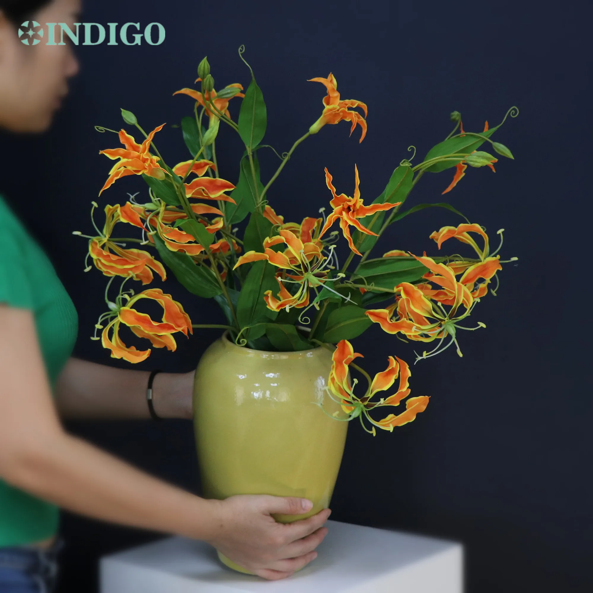 INDIGO-Gloriosa Lily Artificial Flower Petal, Royal Red Orchid, Real Touch Plastic, Wedding, Event, Hotel Decoration, 75cm