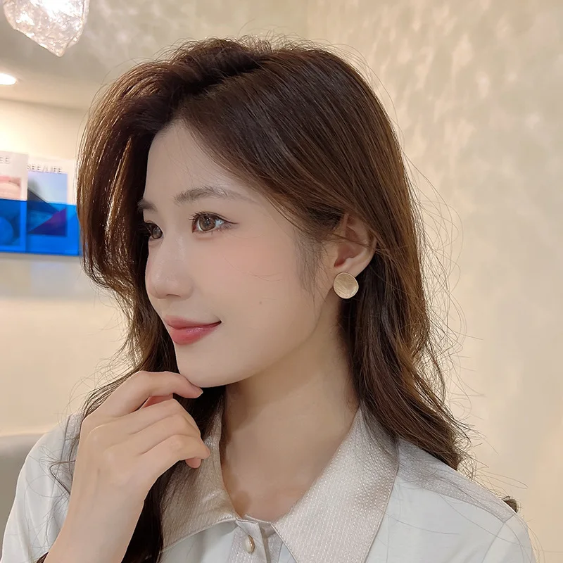 DIY accessories special for personalized round ear chain trendy earrings women's fashion matte simple and versatile European and