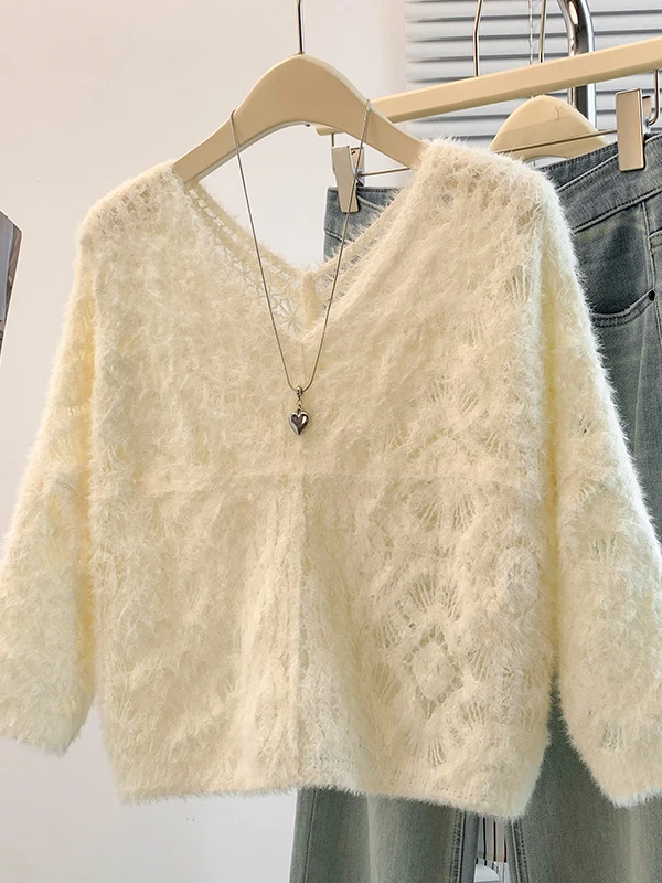Autumn Korean Design Brand Women's V-neck Sweater Hooked Flower Furry All-match Loose Fit Soft Medium Thickness Regular Sleeve