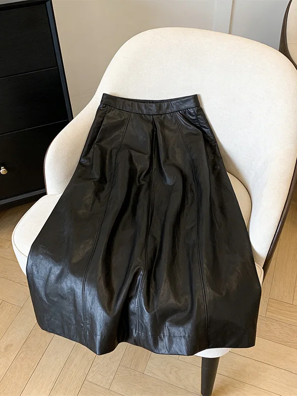 

Элегантная кожаная юбка-миди выше колена больших размеров для женщин, весна 2026, новый стиль, скрывающая недостатки фигуры, стройнящая, драпированная, полудлинная юбка