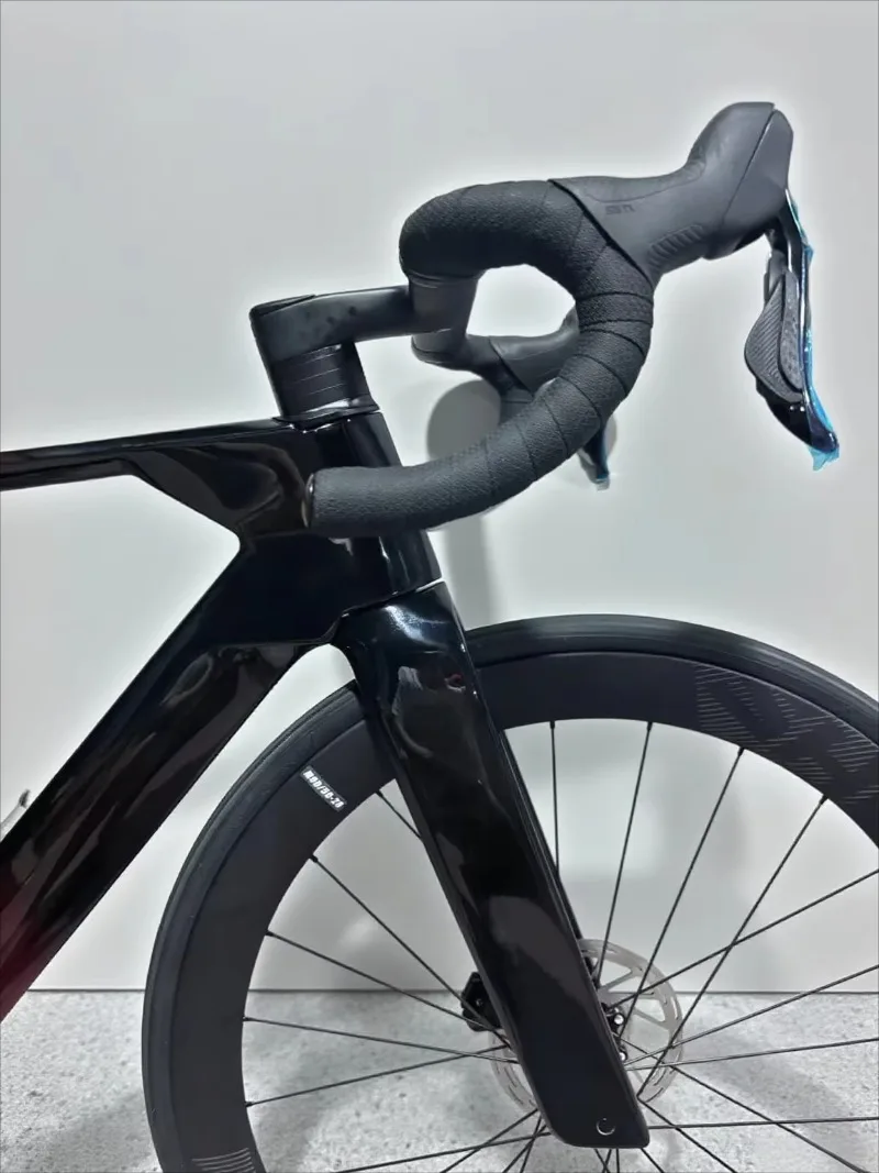 24S 700C Carbon Fiber Aero Road Bike Hydraulic Disc Brake Racing Bicycle For Men Women Adult Cycling Road Racing Outdoor Sports - view 6