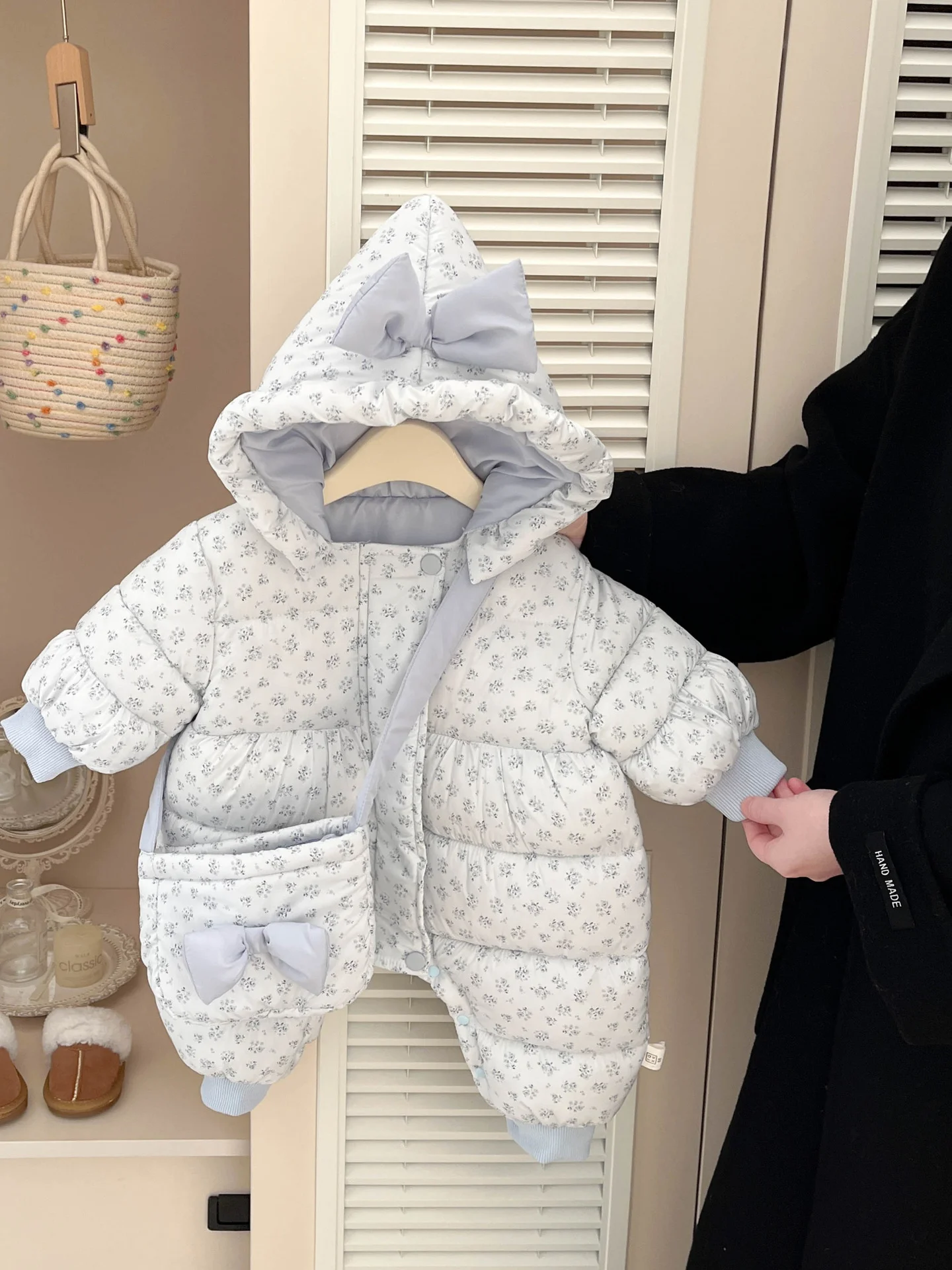 

Thiened down Cotton Rer Suit for Baby Girls Warm Cute Outfit Winter Faionable New Sle Outdoor Clothing Sweet Sle