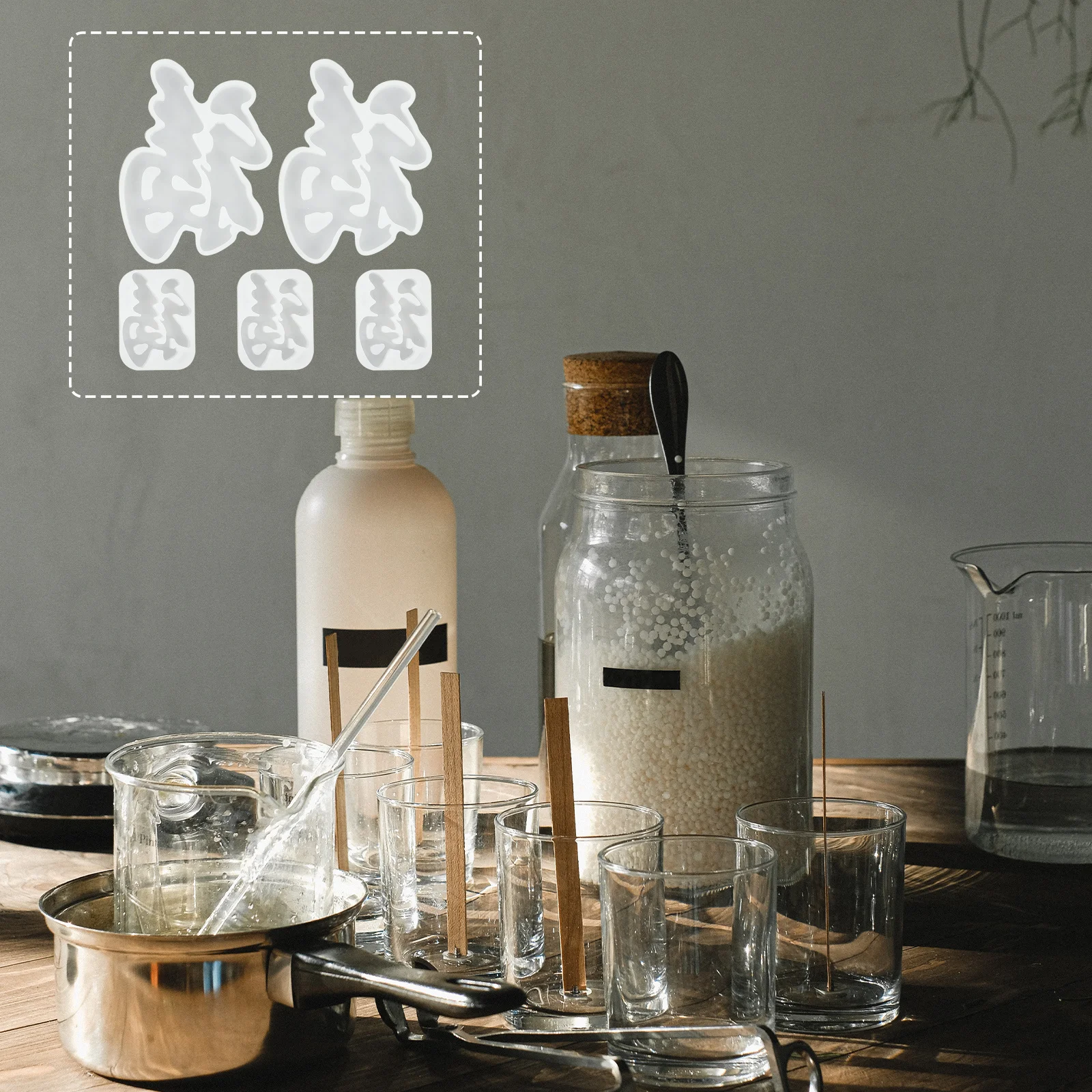 

5Pcs Fu Character Silicone Mold Flexible DIY New Year Decoration Crafts Keychain Pendant Home Decor Spring Festival Supplies