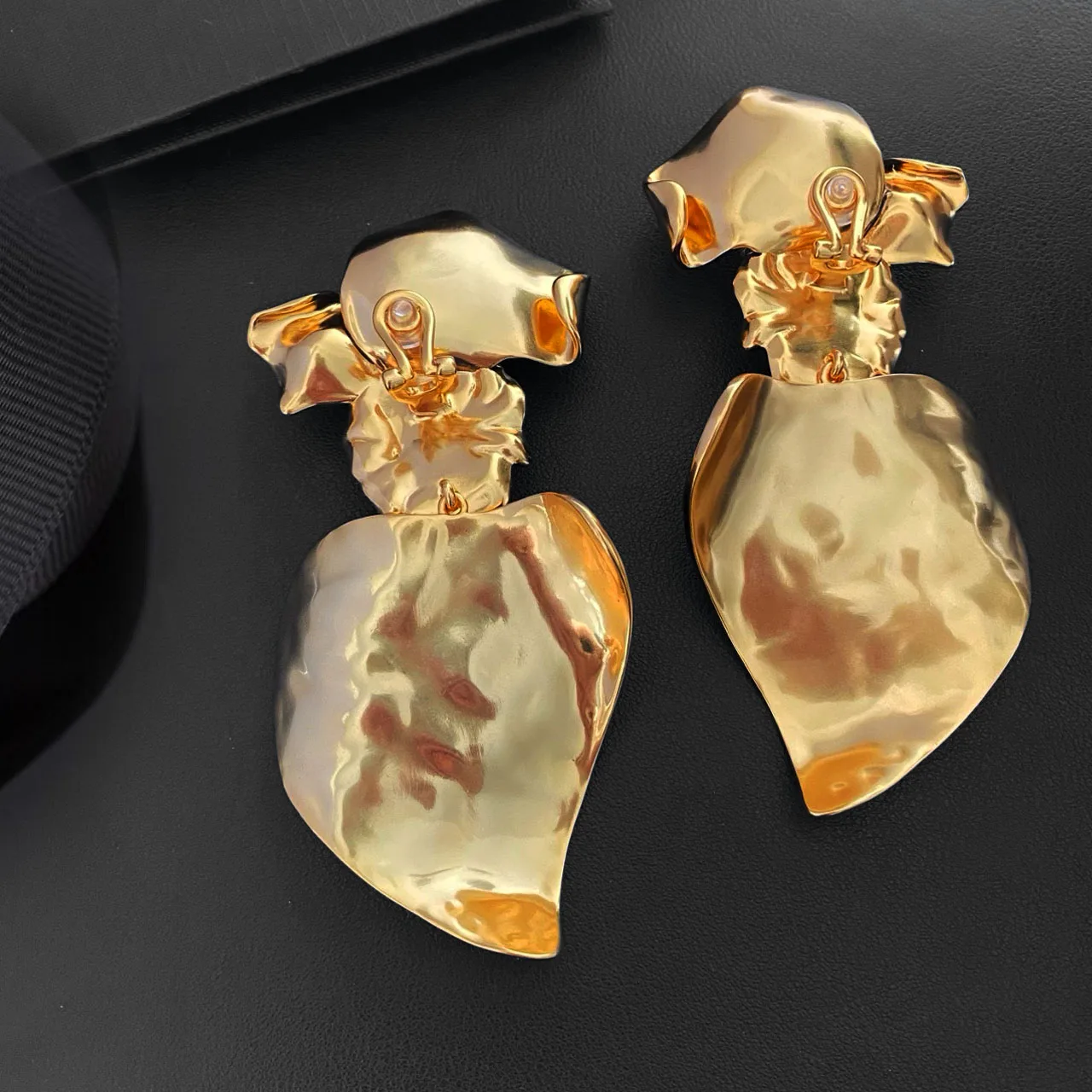 New Jewelry & Accessories Retro Style Red Resin Flower Shaped Exaggerated Large Ear Clip Earrings For Women's Parties & Gifts