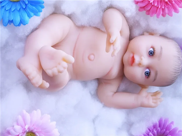 Rebirth Doll High Simulation Baby Doll Cute White Skin Baby Girl Newborn