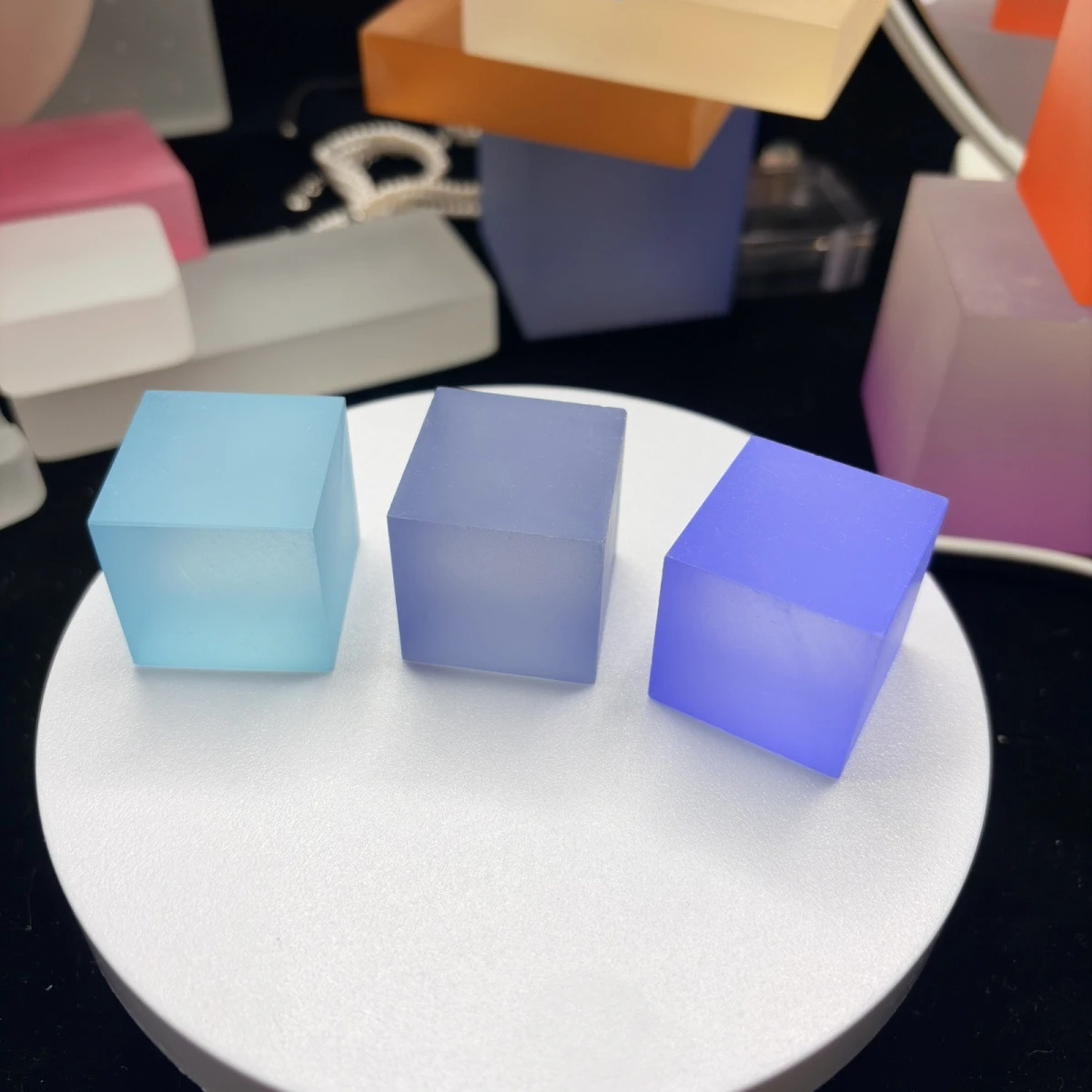 Sandblasted Handmade Gradient Acrylic Cube Dyed Solid, Jewelry Display Base Photo Prop Home Commercial Ins Style Ornament