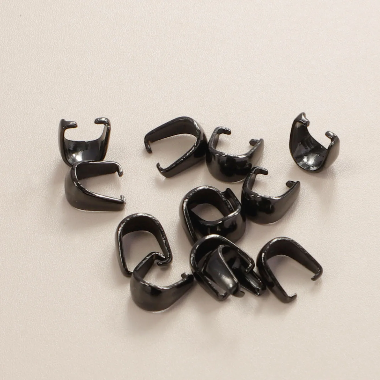Fnixtar 100Pcs 4*6mm Steel Black Color Stainless Steel Pendant Clips Clasps DIY Pinch Clip Bail Clasp Jewelry Findings Accessory