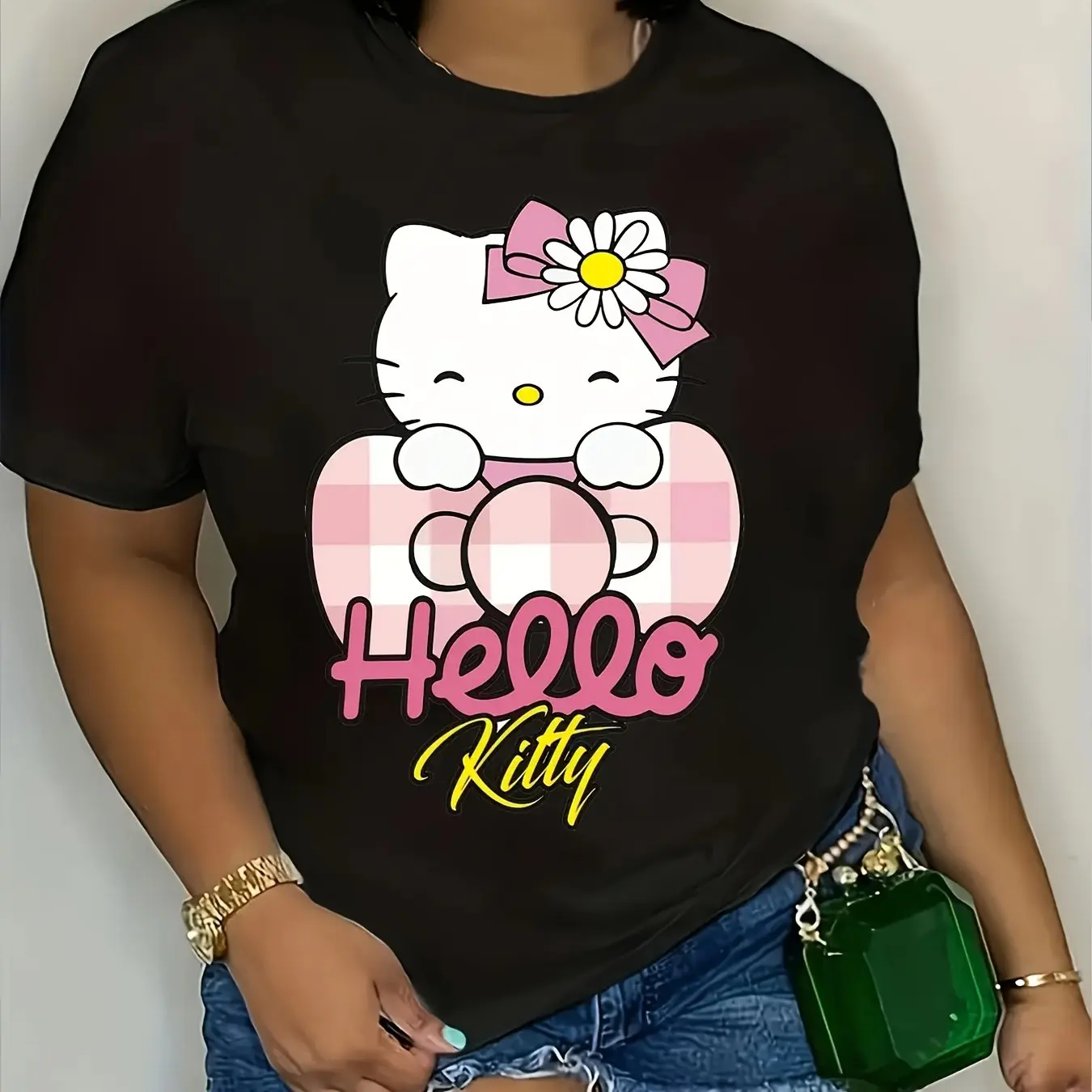 

Sanrio Women's Short Sleeved T-shirt - Hello Kitty Pattern Printed, Casual and Comfortable, Machine Washable for Casual Use