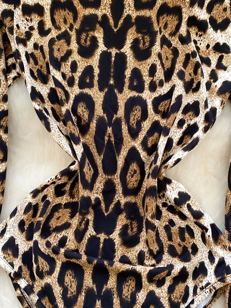 American Style Ladies Beach Vacation Sexy Bodysuits Turtleneck Long Sleeves Leopard Print Chic Design Skinny Fashion Bodysuits