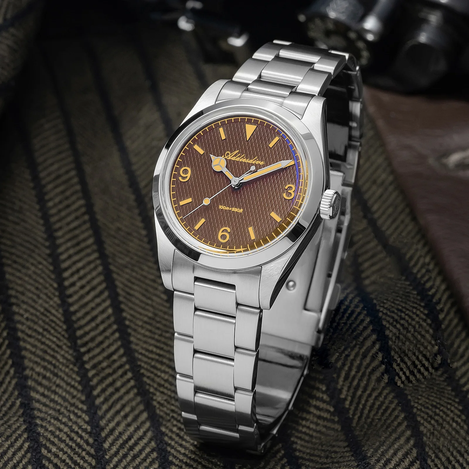 

ADDIESDIVE C3/BGW9 Super Luminous 100M Waterproof Couple's Watch Stainless Steel Bubble Mirror Glass Quartz Couple's Wristwatch