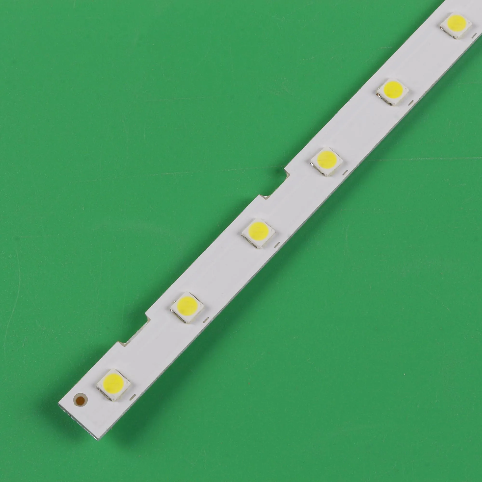 For 65" TV UE65NU7100 UN65NU7090 UE65NU7025 UE65NU7025K UN65NU7100G UN65NU7100 UE65RU7172 UE65RU7100 LED Strip V8N1-650SM0-R0