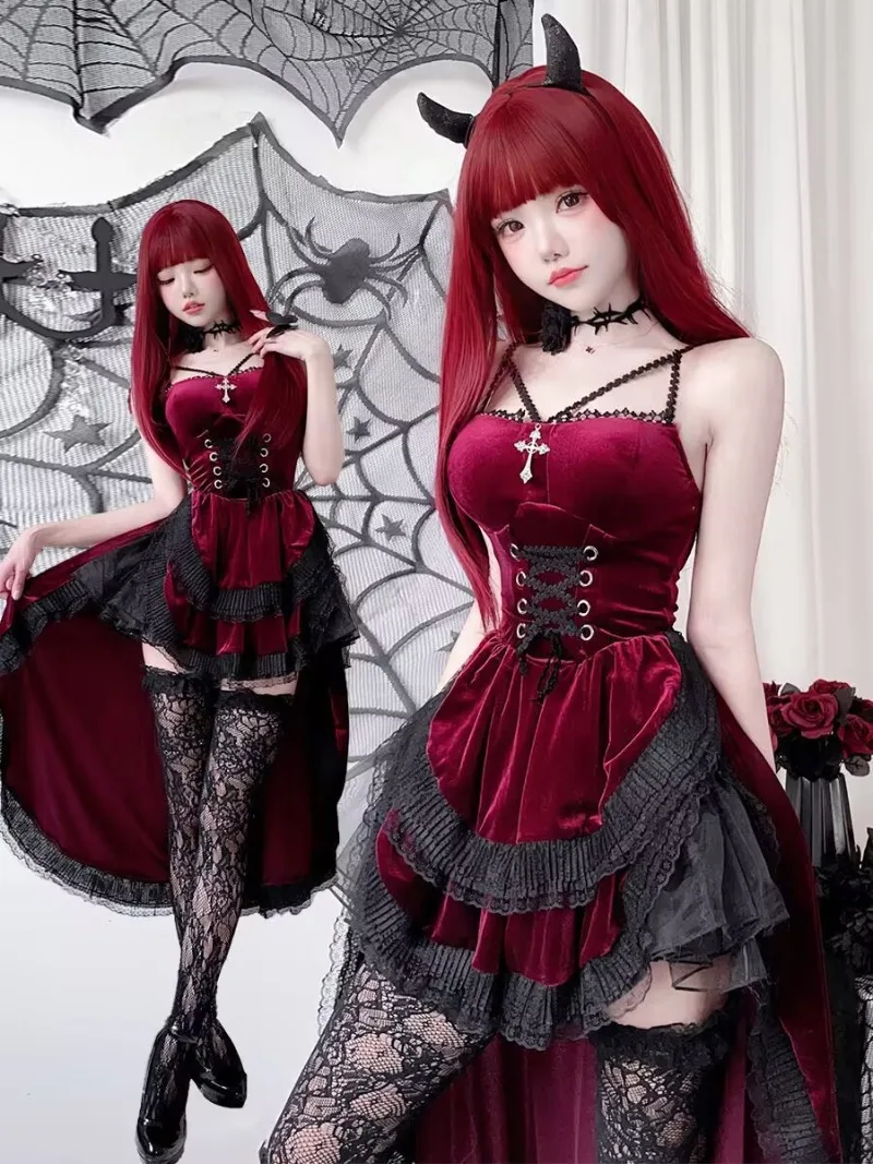 

European American Dark Gothic Halloween Costume Women's Dress Tailcoat Witch Vampire Bride Performance Costume Red Dresses
