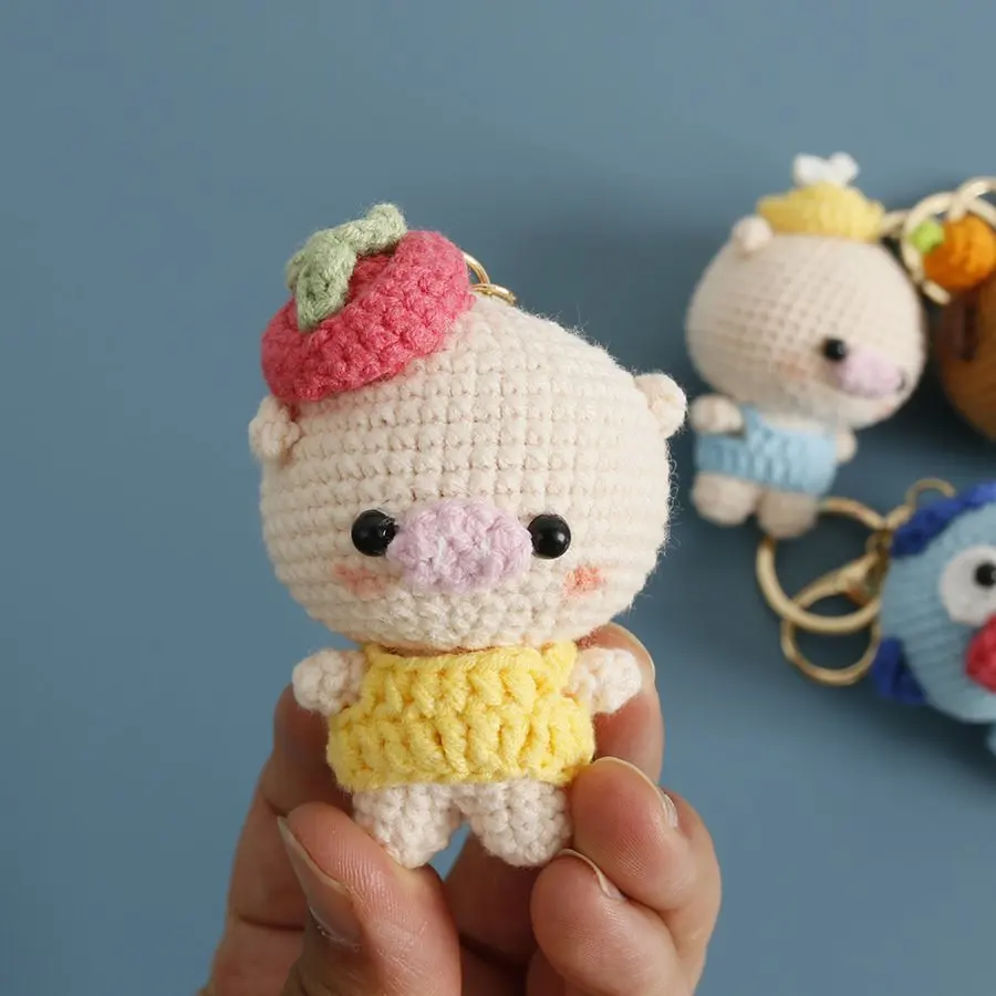 Handmade Crochet Stuffed Key Chain Cute Knitted Pig Doll Key Ring Pendant for Boys Schoolbag Keychain  Amigurumis Finished