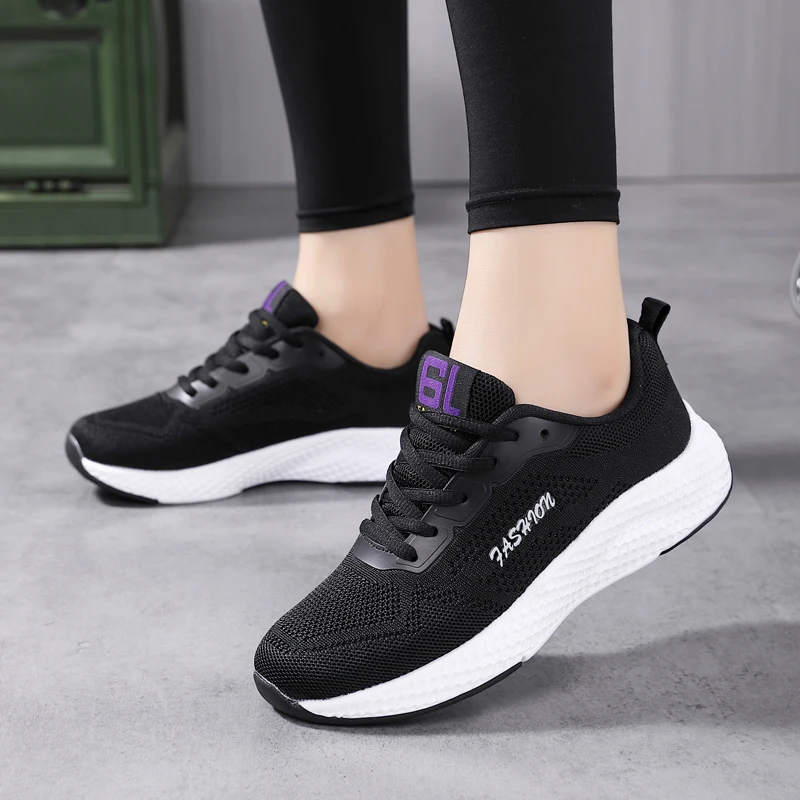 Flying Weaving Four Seasons All-Match Running Shoes Women Lightweight Breathable Casual Sneakers Ladies Non-Slip Jogging Shoes