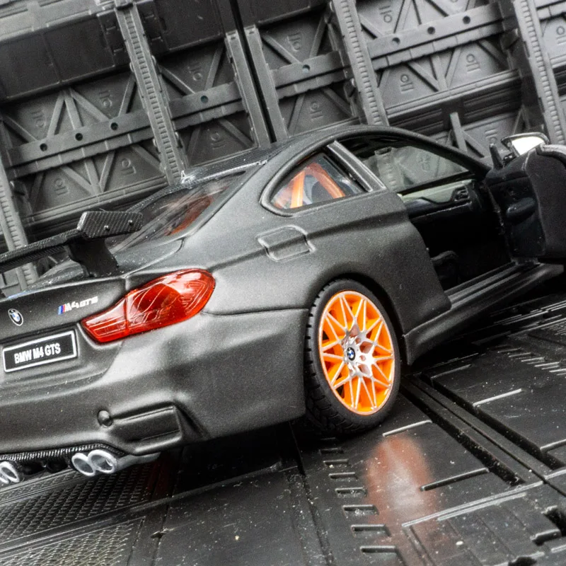 1:24 BMW M4 GTS Alloy Sports Car Model Diecast Metal Toy Vehicles Car Model High Simulation Collection Childrens Toy Gift