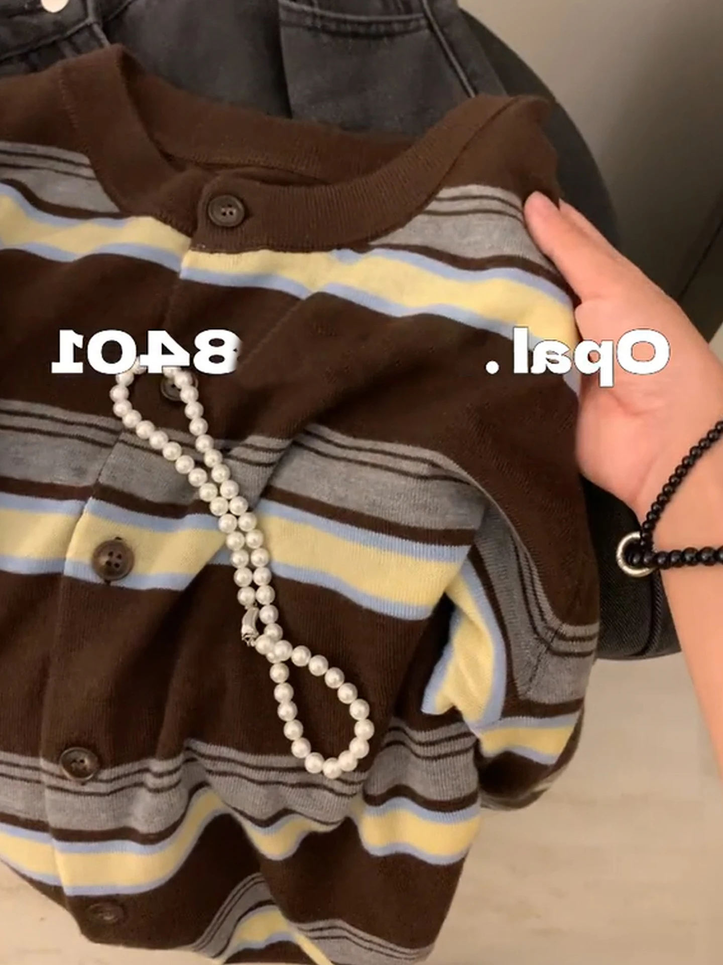 

Soft Cozy Knitted Long Sve round Ne Sweater Single Button Striped Color Blo Korean Sle Women's Autumn Versatile Top