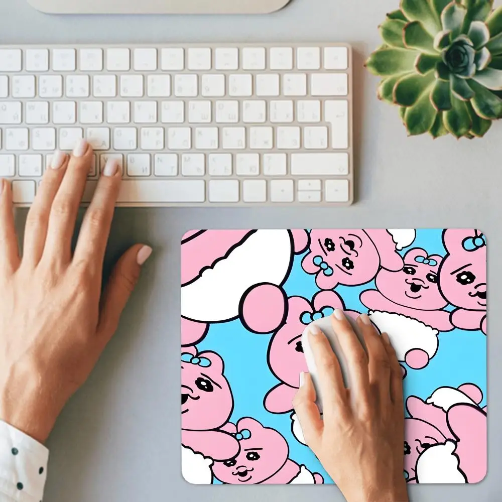 Kawaii O-Opanchu Usagi Mouse Pad 45x40 Anti-slip Desk Mat Office Desk Accessories Rug Mouse Mat Gaming Set Up Mousepad