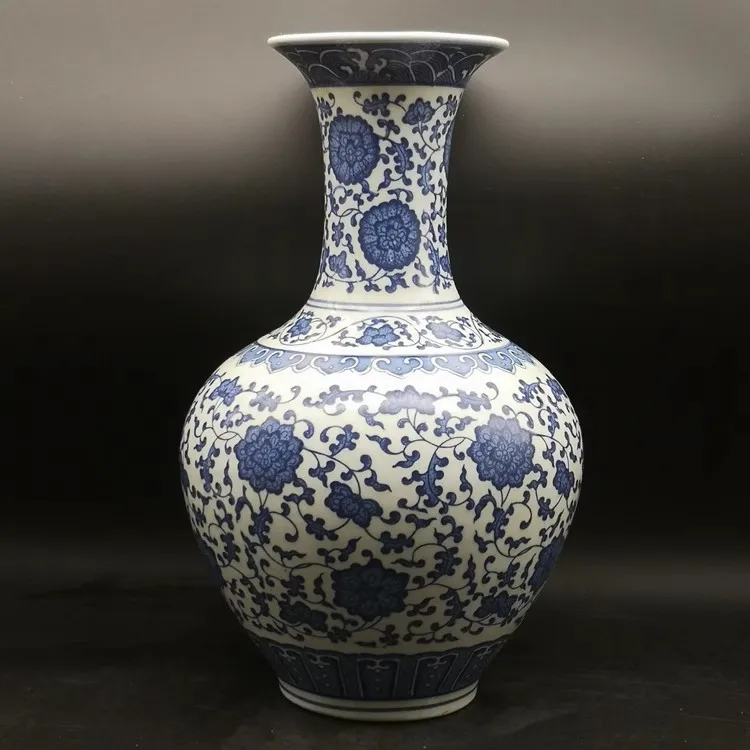 

Antique Porcelain Qing Qianlong Blue and White Bouquet Lotus Pattern Appreciation Bottle Home Decoration