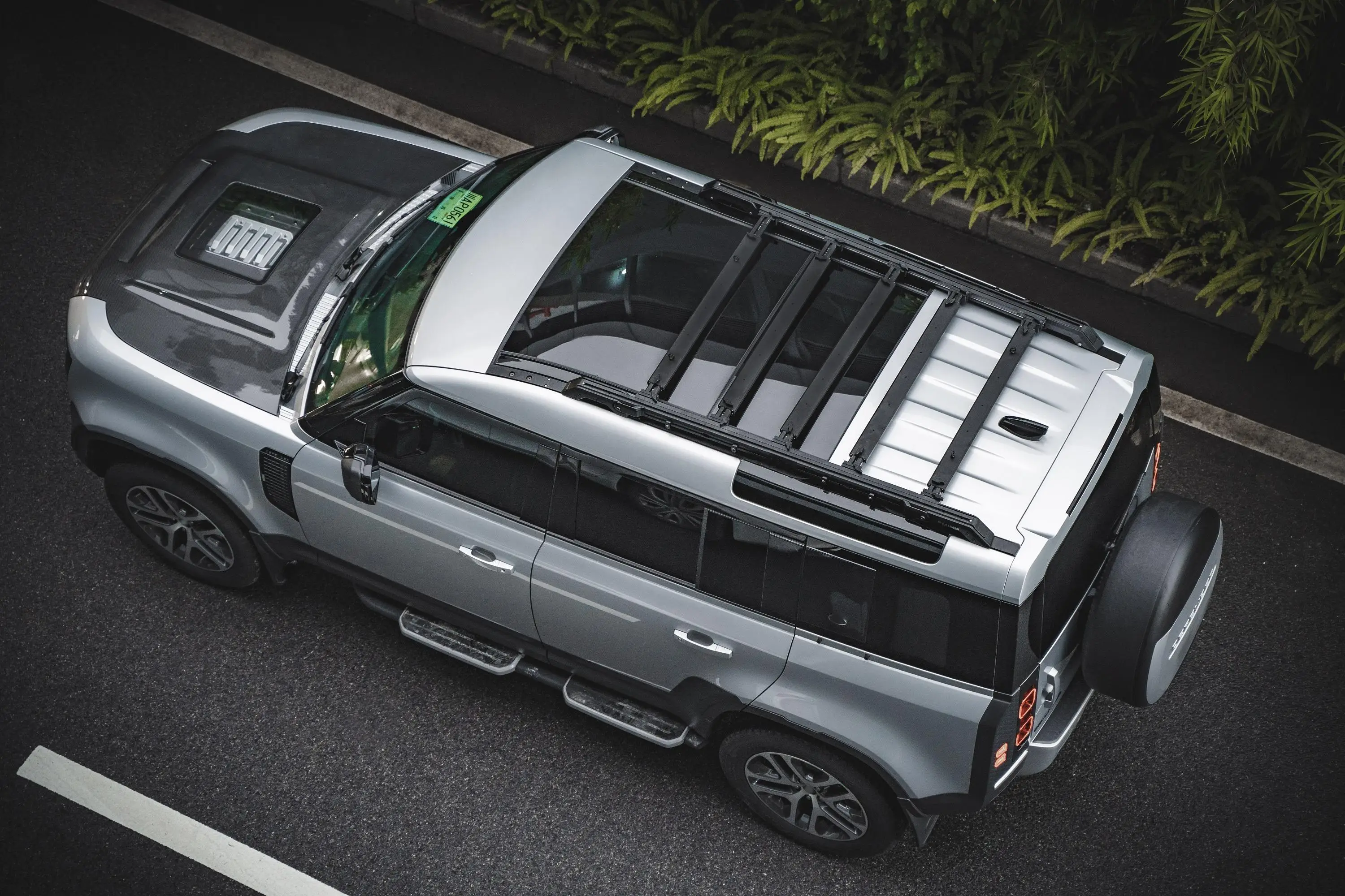 4X4 Cargo Carriers  Al-Mg Alloy Car Roof Luggage Rack Platform Roof Racks Cross Bars for Land Rover defender 2020 2022 2023