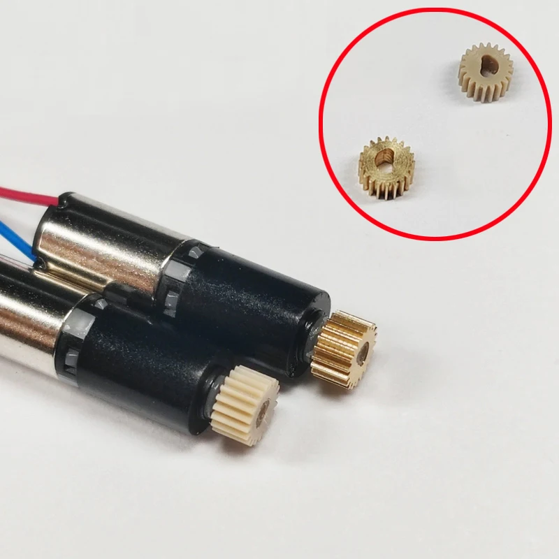 5PCS Für 6mm Getriebe Motor D-typ Loch Getriebe 0,2 M 20T Loch 2mm Zylindrischen Zahnräder DIY Motor Welle Messing/Peek Mini Ritzel D-loch Getriebe
