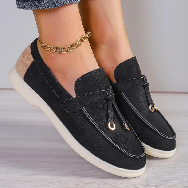 

2025 Unisex British Style Slip-On Moccasins, Plus Size Flat Shoes with Fringe & Chain Decor, Retro Comfort Driving Shoes