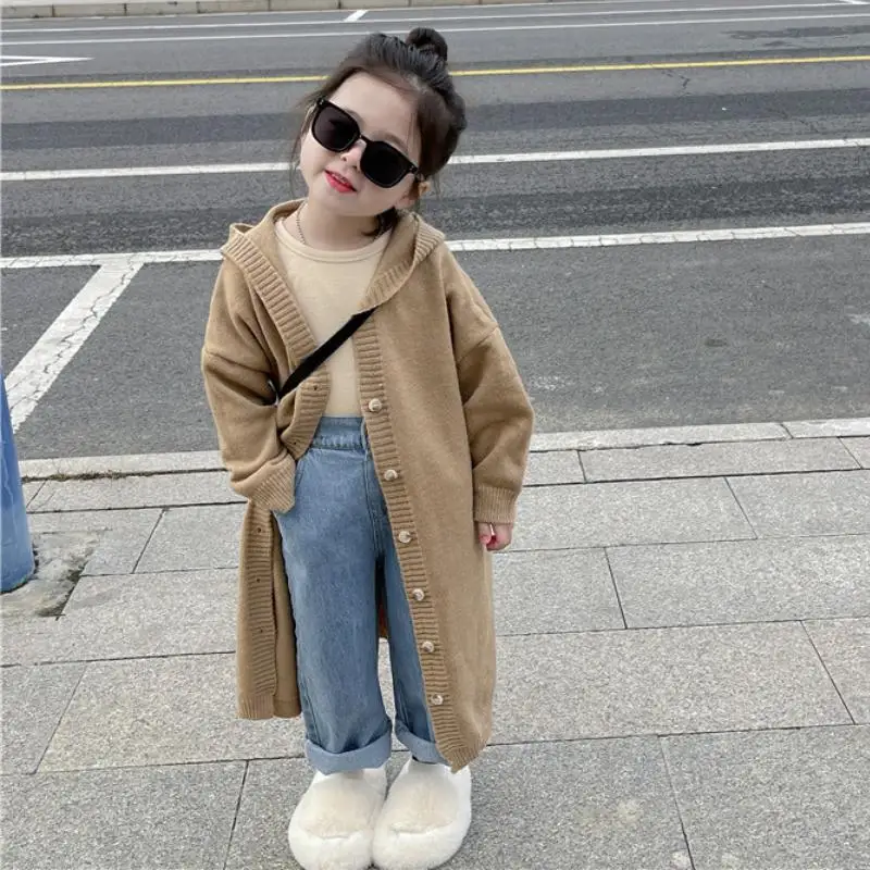 Autumn New Long Sleeved Girls' Coffee Colored Hooded Knitted Sweater Fashionable and Versatile Simple Woolen Jacket