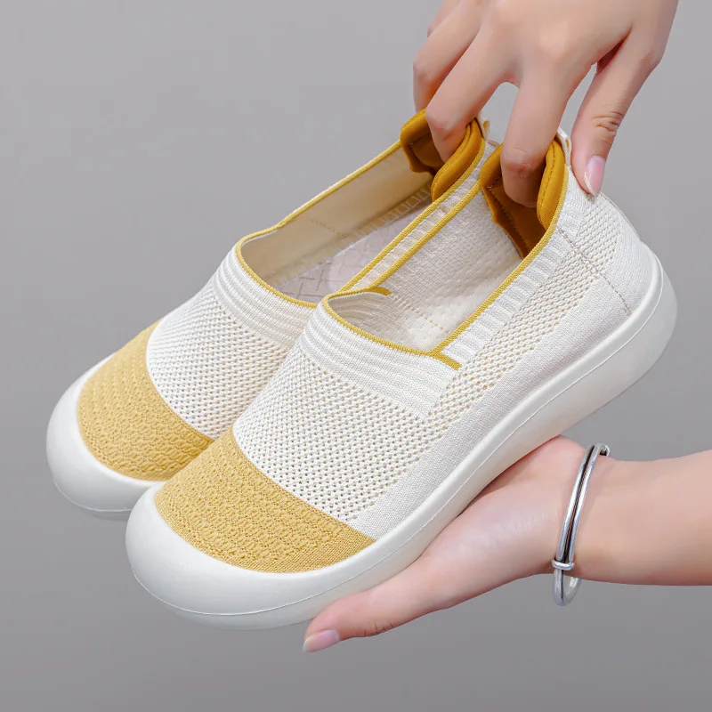 

Women's Breathable Mesh Slip-On Sneakers Lightweight Casual Walking Shoes Non-Slip Comfortable Soft Sole Shoes Ladies Daily Wear