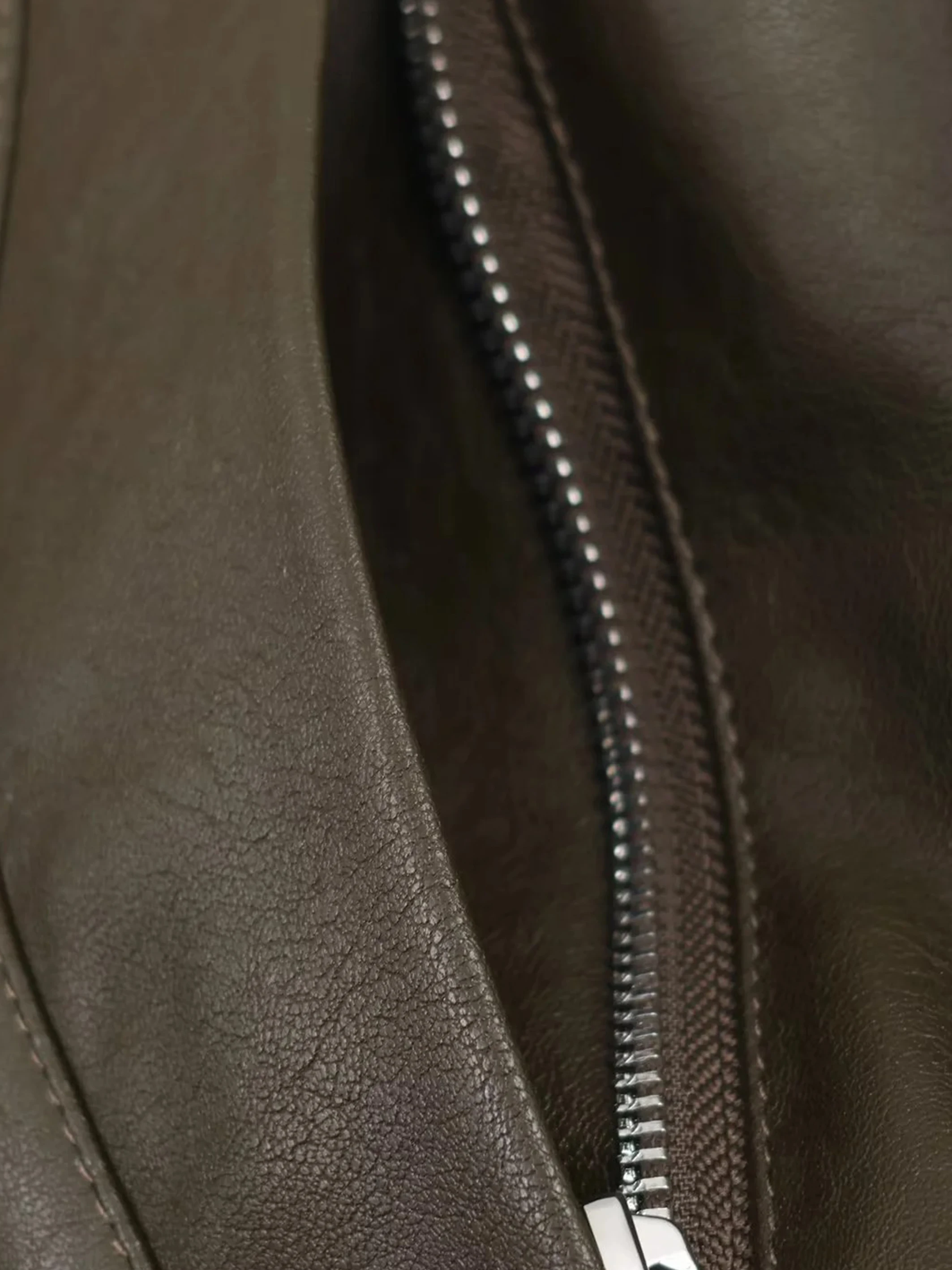 여성 신상 패션 PU 가죽 지퍼 재킷 레트로 바이커 스타일 단색 캐주얼 루즈핏 가을 신상품