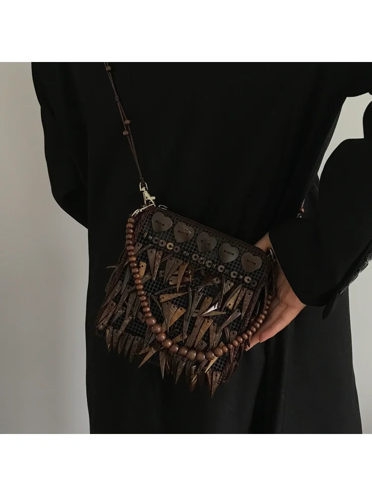 Creative Exquisite Retro Ethnic Style Fashion Girl Bag Hollowed Out Soft Wooden Geometric Tassel Mini Square Mini Shoulder Bag
