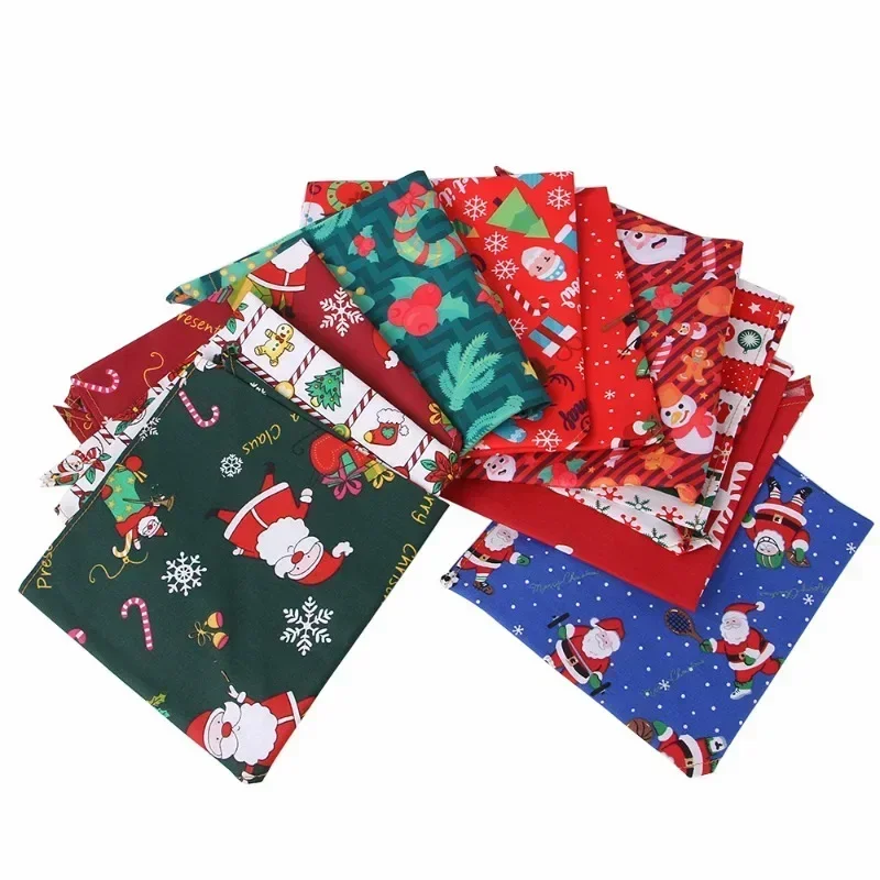 Dog  Christmas Triangle Cat Scarf Printed Pet Dress Up Triangle Scarf Saliva Towel Christmas Decoration Bib Big Dog Pet Supplies