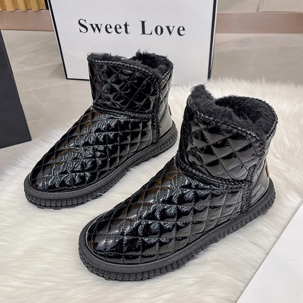 Fashion Winter Shor… - image