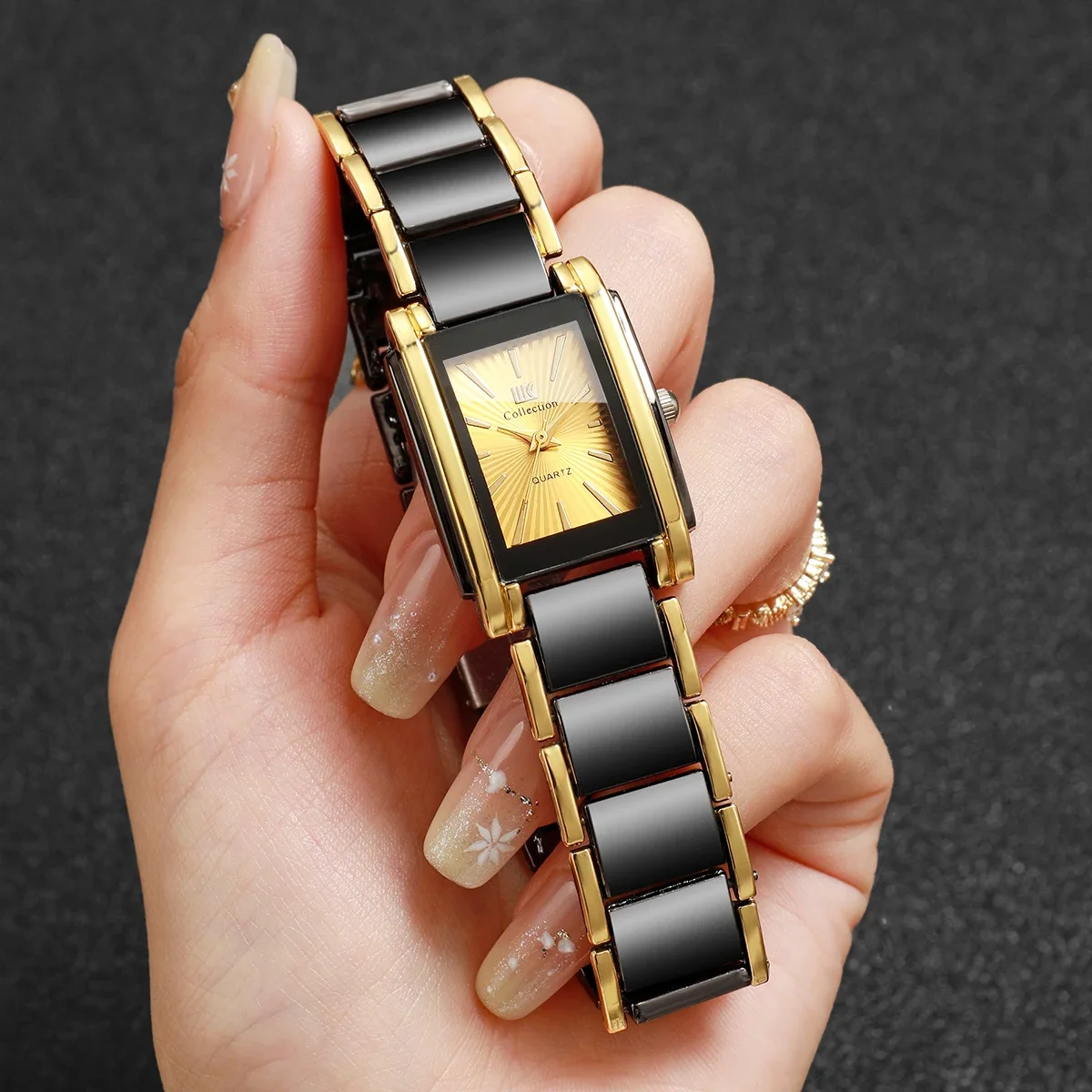 Fashion Rectangle Gold Dial Women Quartz Watch Black Stainless Steel Band Ladies Dress Wristwatch Relogio Feminino（Without Box）