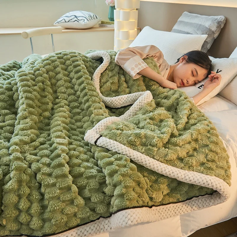 Wholesale High Pick  Cozy Coral Fleece Bed Blanket Soft Winter Blanket Solid Color Home Blanket for Home Use