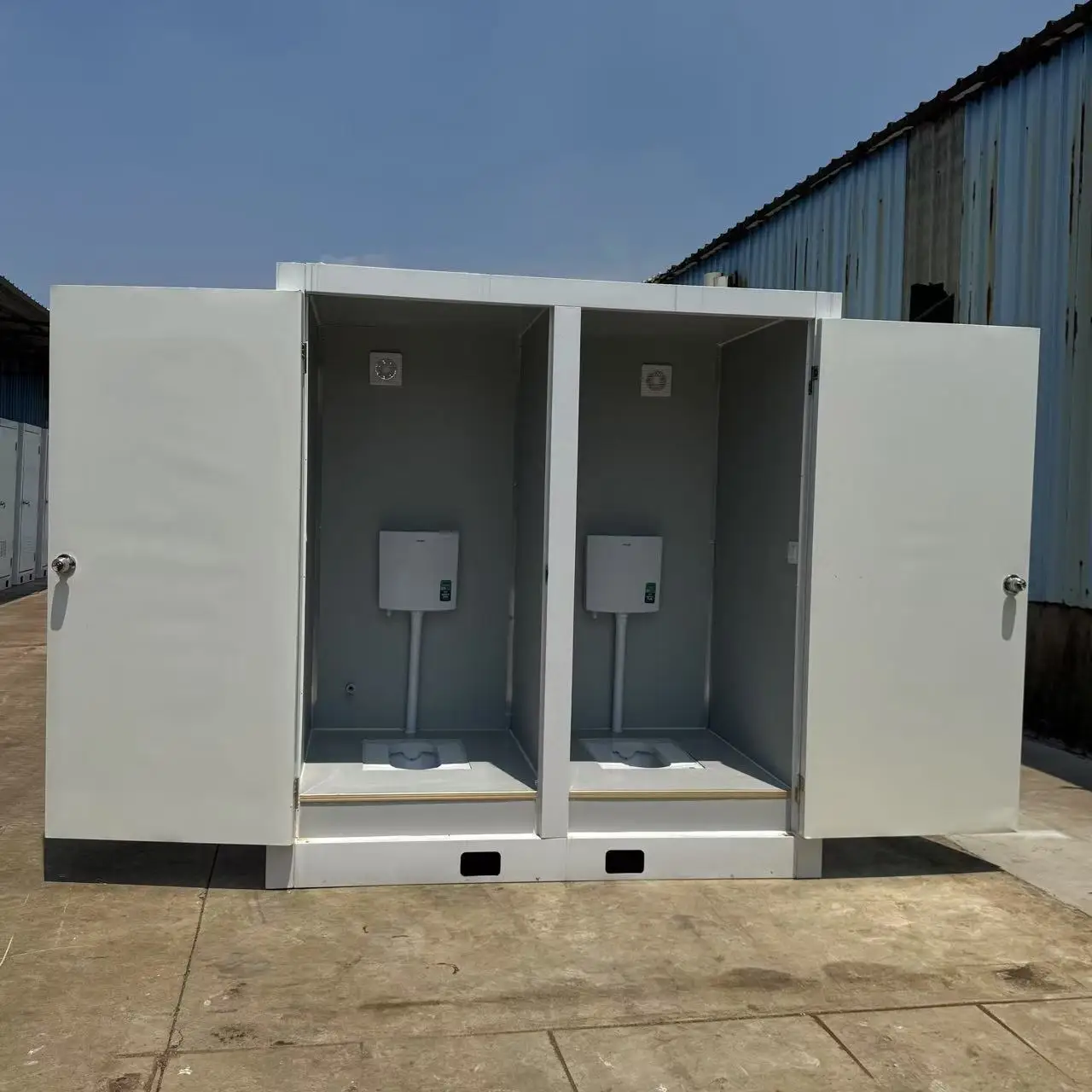 2026 Factory Sale Emergency Use Outdoor Folding Camping Toilet Prefab Mobile Toiletspromote sales