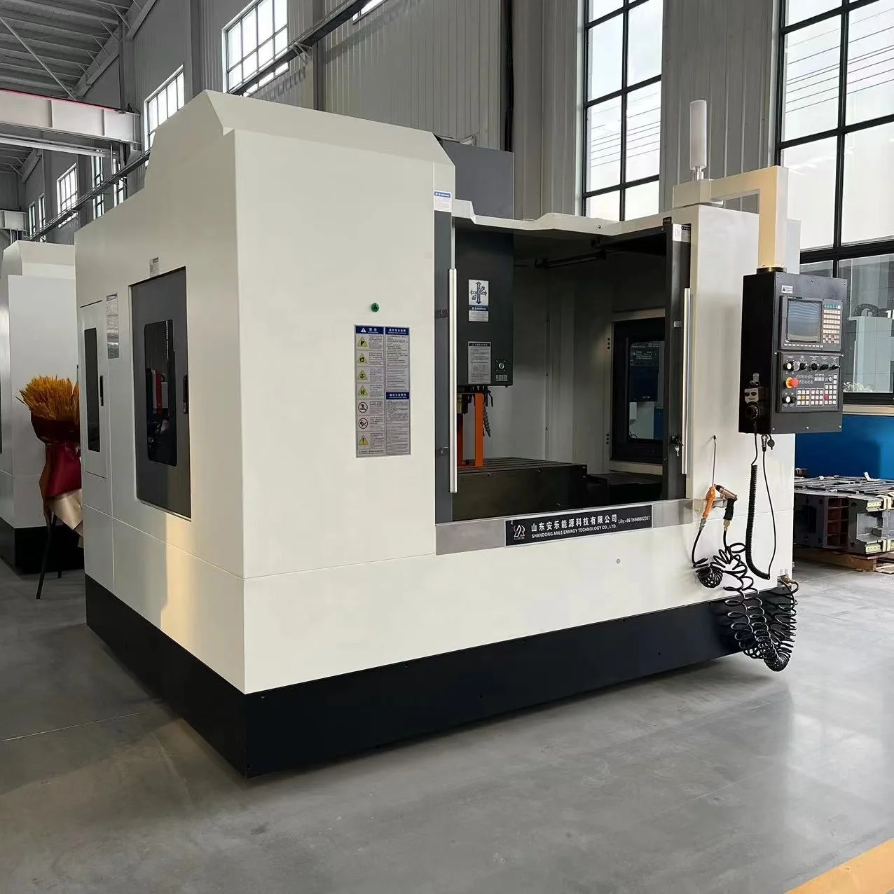 Fanuc System Vmc1160 Cnc Milg 5 Axis For Metal Cutting Hine Center