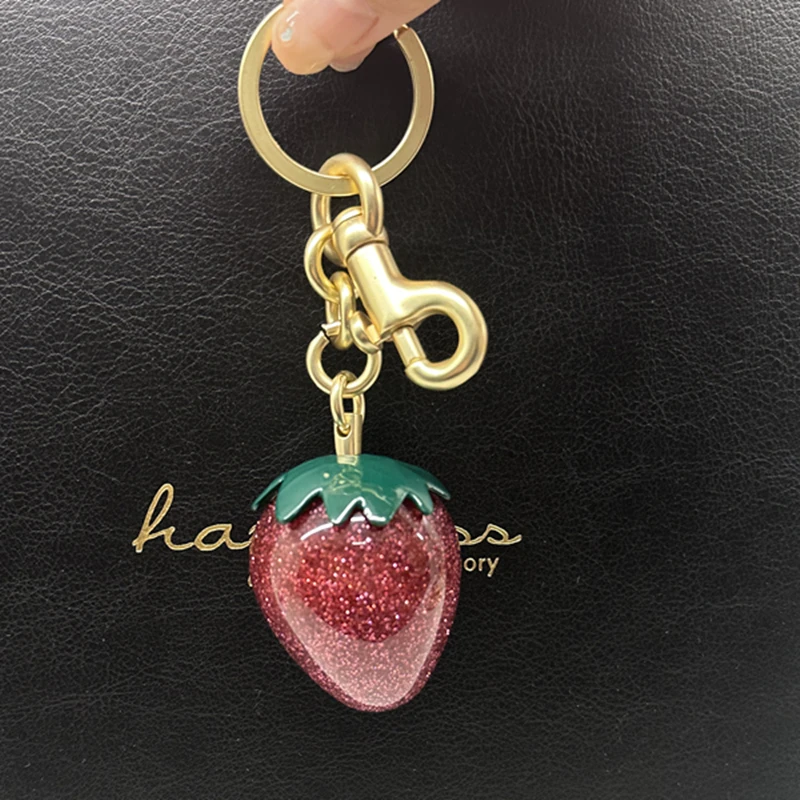 Red Crystal Strawberry Pendant Decoration for Coach Handbag Shoulder Bag Exquisite Keychain Attachment Part Bag Charms