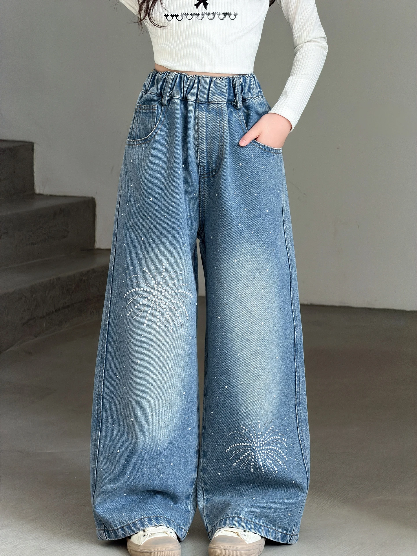 

Spring Fashion Girls Jeans Loose Casual Pants Wide Leg Pants Korean Style Elementary School Girls Casual Trousers