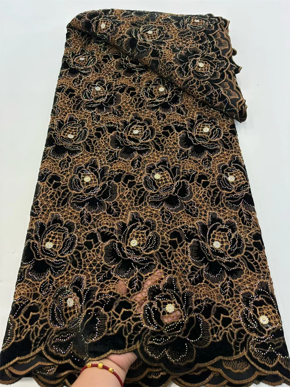 

New African Velvet Tassel Lace Fabric with Intricate Embroidery Laser Cut Traditional Nigerian Attire 2025 Latest Designs H76-1