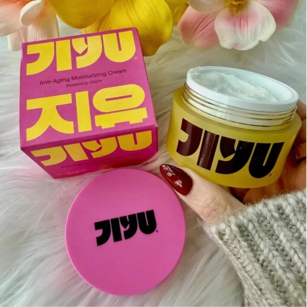 Korean NAD+ Anti-Aging Repair Cream Deeply Moisturizes Locks In Hydration Firms Brightens And Improves Uneven Skin Tone
