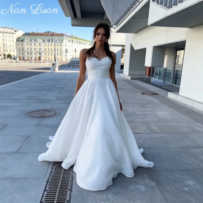 Simple Elegant City Wedding Dress Invisible Thin Strap Pearl Beaded Neck Chapel Train Vestidos de Novia Customized