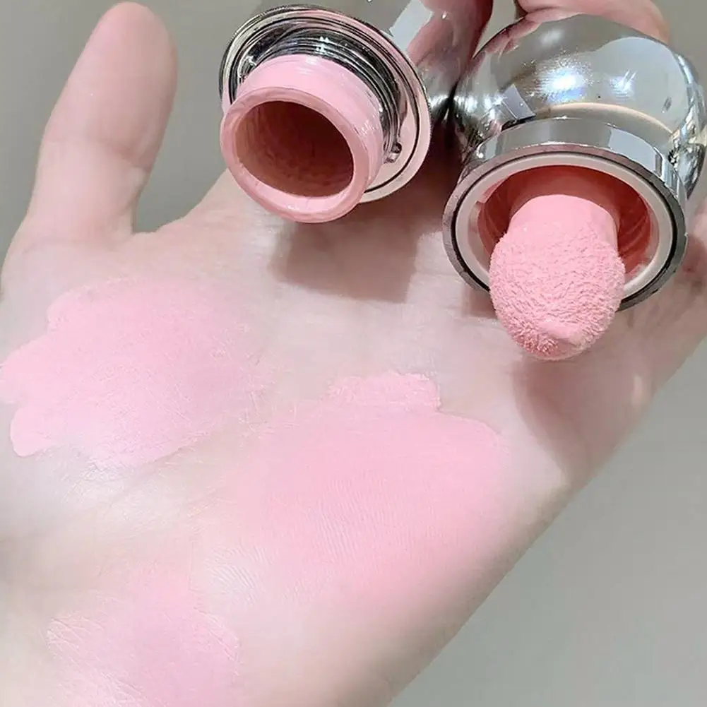 أحمر خدود سائل مخملي برأس إسفنجي، أحمر خدود غير لامع لون الخد الطبيعي الذي يدوم طويلاً، أحمر خدود سائل مرطب للمكياج