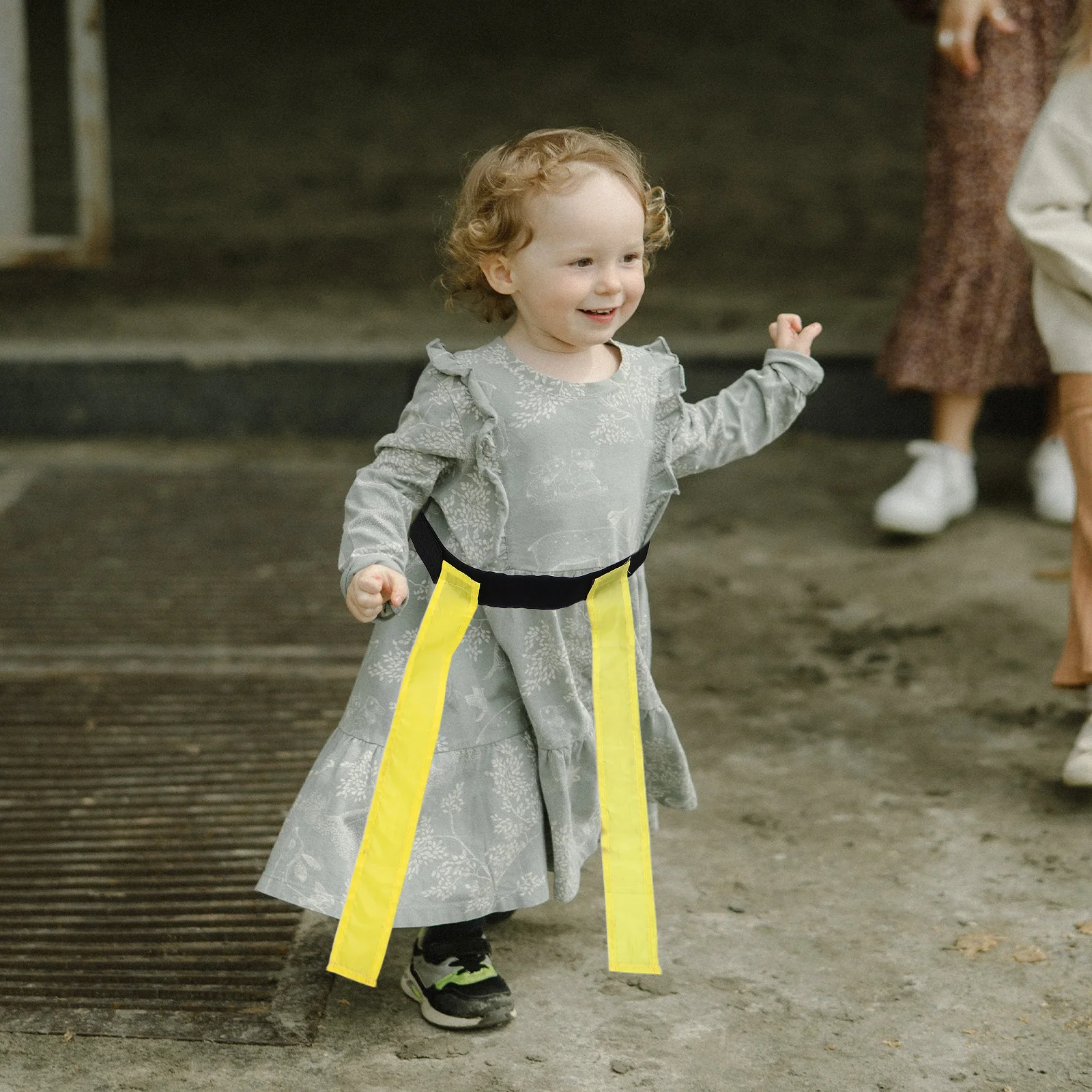 4 Buah Sabuk Pinggang Sepak Bola Bendera Sabuk Bendera Sepak Bola Rugby Peralatan Latihan Permainan Luar Ruangan Anak-anak Ringan dan Tahan Lama