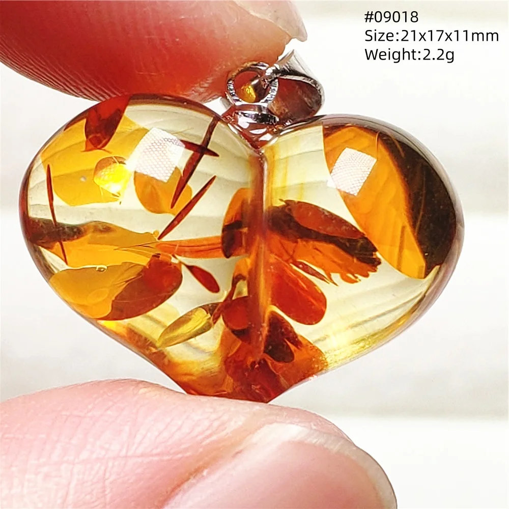 Natural Piebald Amber Pendant Peach Heart Love Women Men Yellow Amber 20x15x11mm Gemstone Pendant Necklace Jewelry AAAAAA