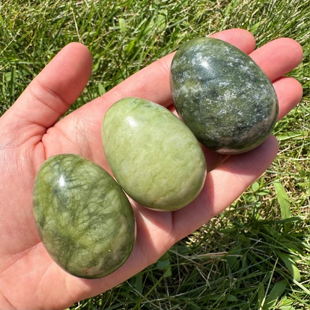 Natural Serpentine Egg Handicrafts for Home Decoration Exquisite Easter Ornaments Perfect Gift for Crystal Enthusiasts