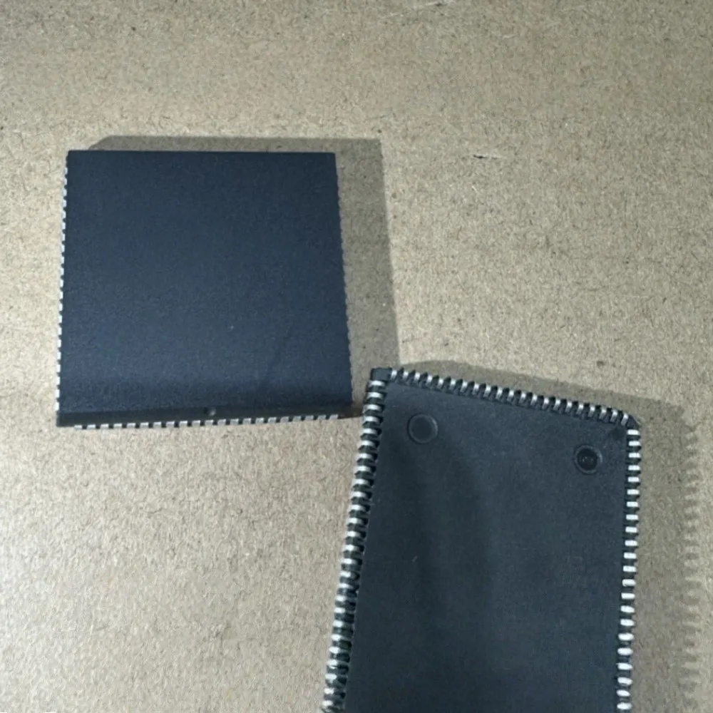 5pcs/lot M4-128N/64-15JC-18JI SAB80C537-16-NT40/85 XC9572-15PCG84C XC9572 ATF1508AS-10JU ATF1508AS-10JU84 PLCC-84