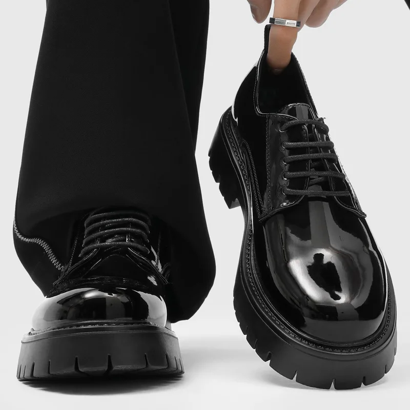 men casual business wedding formal dress shoes lace-up patent leather oxfords shoe black designer platform sneakers man footwear