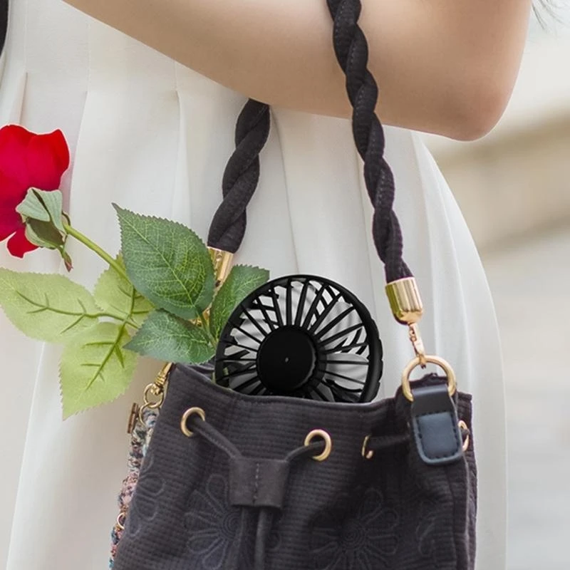 مروحة صغيرة كتم الصوت أدوات التبريد التوصيل والتشغيل مراوح التبريد USB المحمولة طالب عنبر مروحة محمولة باليد