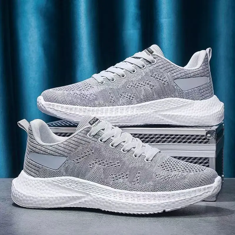 

2024 New Mesh Sports Shoes Men's Soft Sole Breathable Running Shoes Versatile Comfortable Casual Shoes Men's Edition